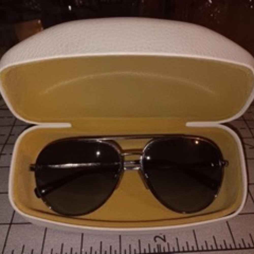 MICHAEL KORS AVIATOR SUNGLASSES FOR MEN WITH LEATHER CASE
